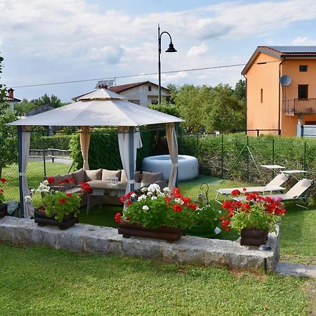 Al Vecchio Glicine Bed and Breakfast Gábria Exteriör bild